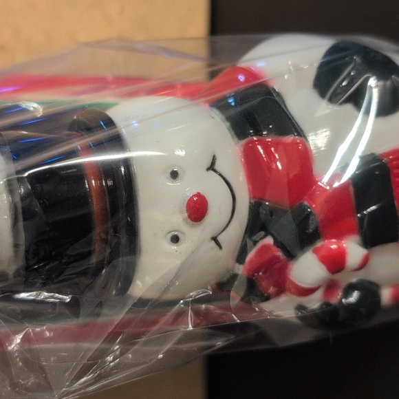 Snowman Lotion & Soap Dispenser - Picture 6 of 8